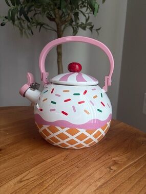 Strawberry Cupcake Whistling Tea Kettle